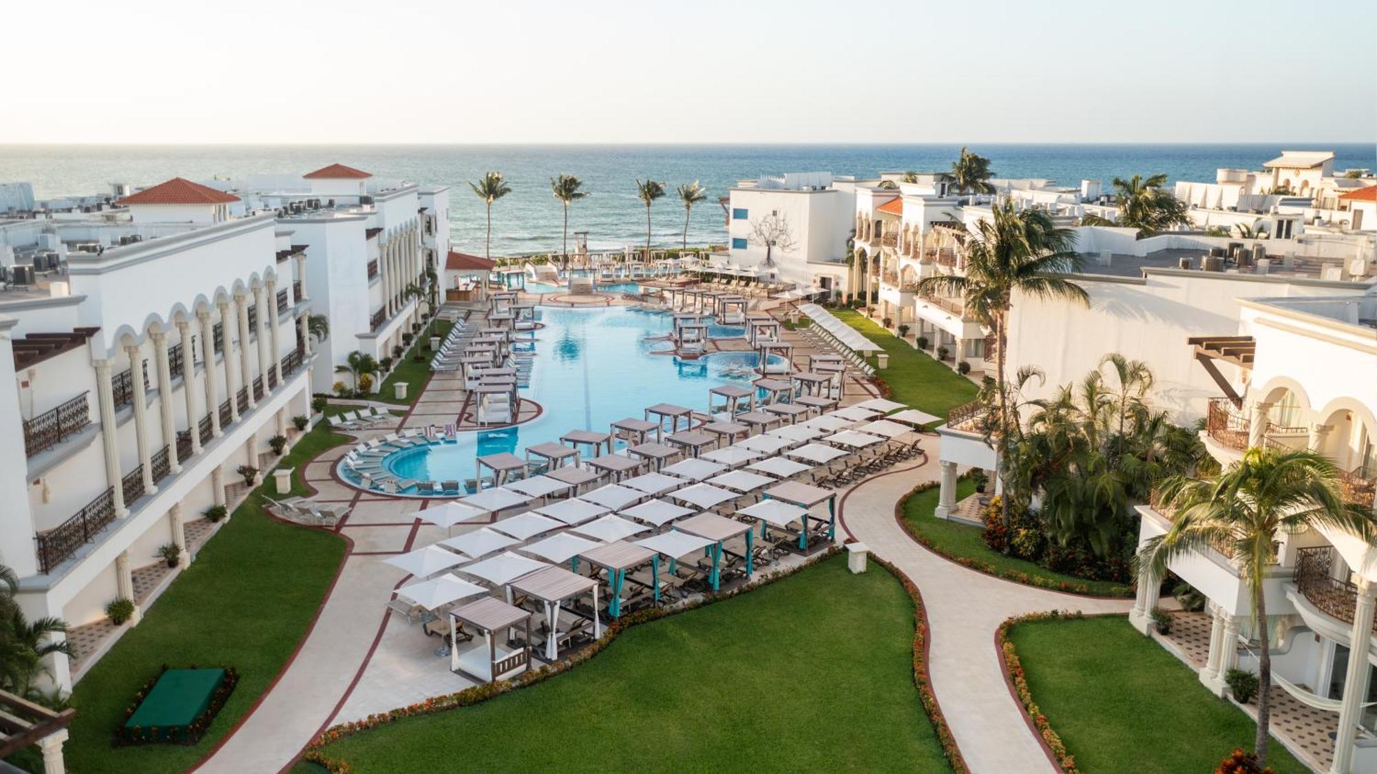 Hilton Playa Del Carmen, An All-Inclusive Adult Only Resort Exterior photo